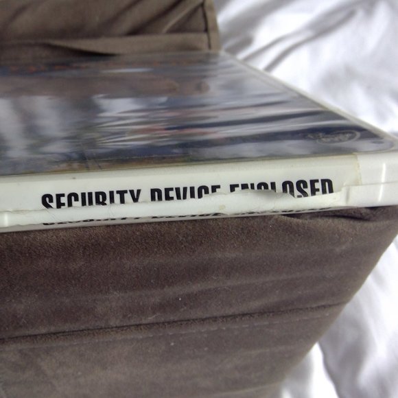 Dinosaur DVD - Picture 5 of 5